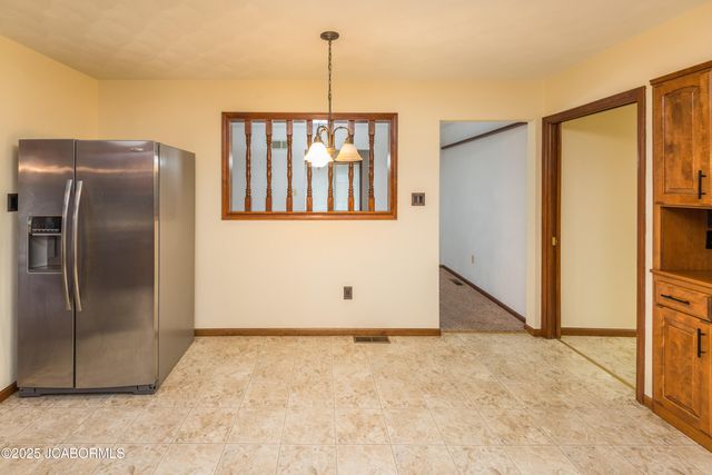 229 FREDRICKS LANE, Jefferson City, MO 65101