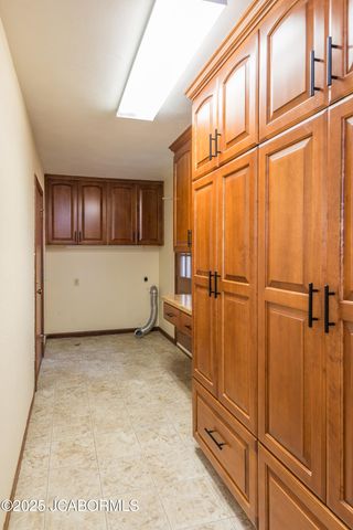 229 FREDRICKS LANE, Jefferson City, MO 65101