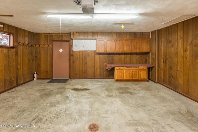 229 FREDRICKS LANE, Jefferson City, MO 65101