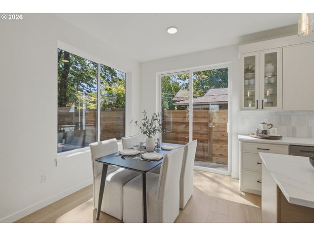 9411 N Macrum Ave, Portland, OR 97203
