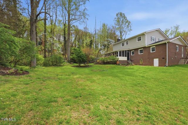 1415 Woodmont Drive, Greeneville, TN 37743