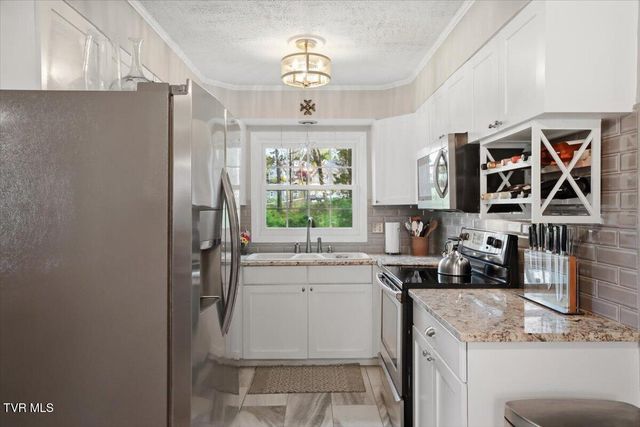 1415 Woodmont Drive, Greeneville, TN 37743