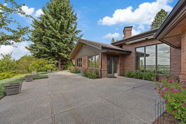 5430 S Quail Ridge Cir, Spokane, WA 99223