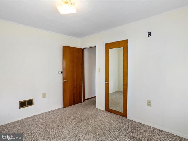 112 FAWN LN, Keyser, WV 26726