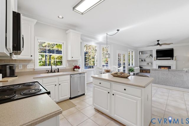 8001 Ainsdale Ln, Chesterfield, VA 23832