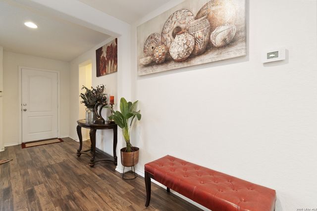 166 Granite Mist, Universal City, TX 78148