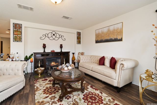 166 Granite Mist, Universal City, TX 78148