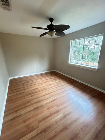 8806 Edenbridge Street, Spring, TX 77379