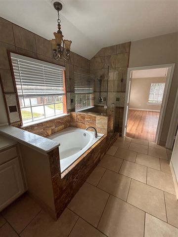 8806 Edenbridge Street, Spring, TX 77379