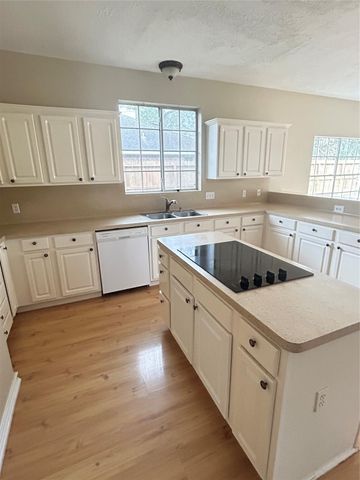 8806 Edenbridge Street, Spring, TX 77379