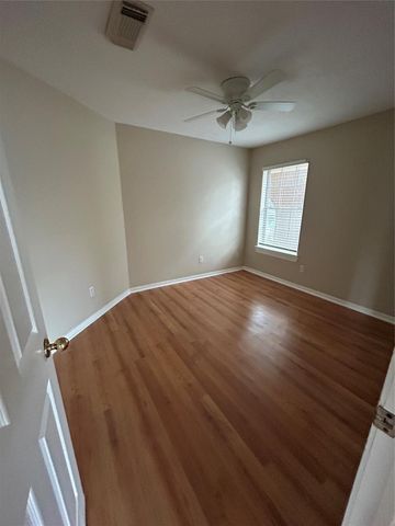 8806 Edenbridge Street, Spring, TX 77379