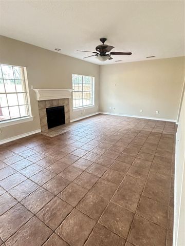 8806 Edenbridge Street, Spring, TX 77379