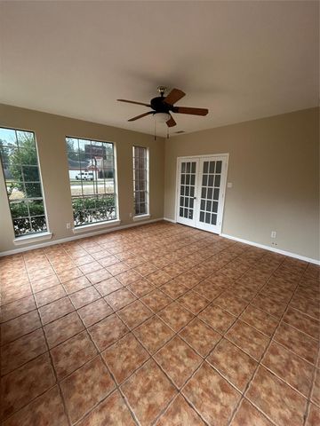 8806 Edenbridge Street, Spring, TX 77379