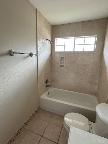 8806 Edenbridge Street, Spring, TX 77379