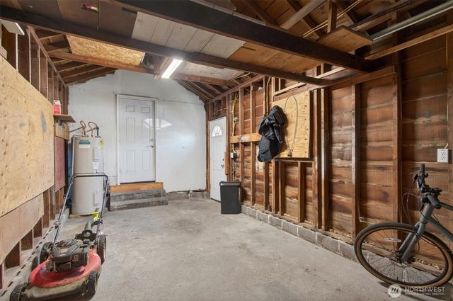 921 923 17th Avenue, Longview, WA 98632