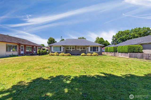 921 923 17th Avenue, Longview, WA 98632