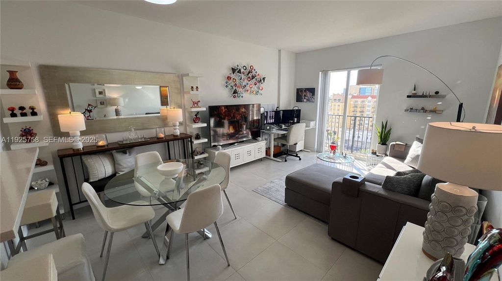 10 Aragon Ave 1019, Coral Gables, FL 33134