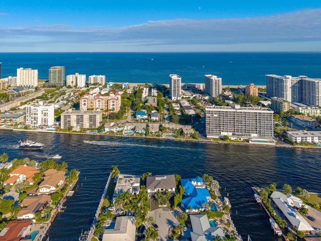2880 NE 9th Street, Pompano Beach, FL 33062