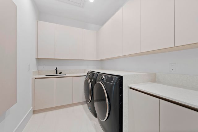 2880 NE 9th Street, Pompano Beach, FL 33062