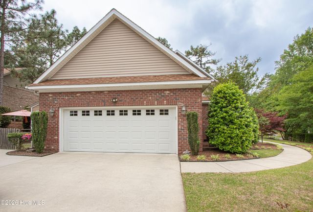 90 Bridle Path Circle, Pinehurst, NC 28374