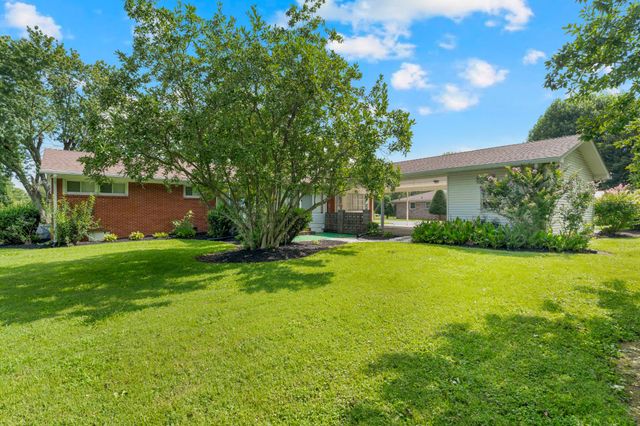 201 Cloverdale Rd, Shelbyville, TN 37160
