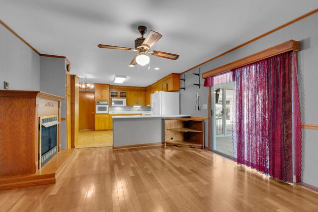 201 Cloverdale Rd, Shelbyville, TN 37160