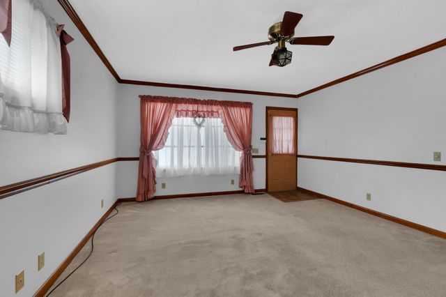 201 Cloverdale Rd, Shelbyville, TN 37160