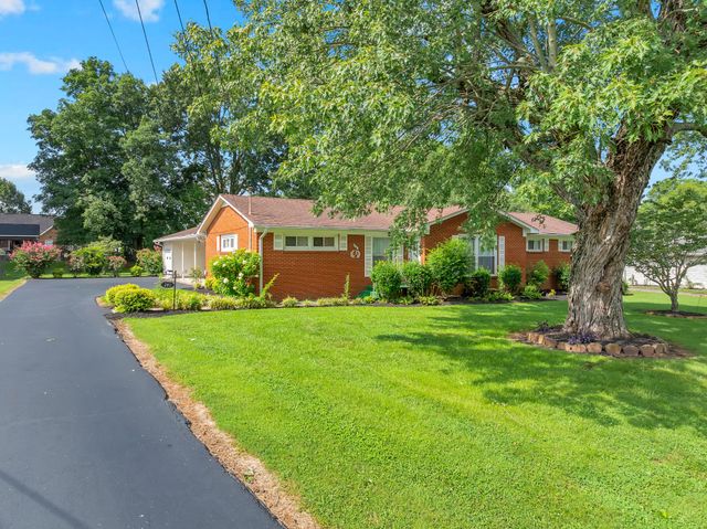 201 Cloverdale Rd, Shelbyville, TN 37160