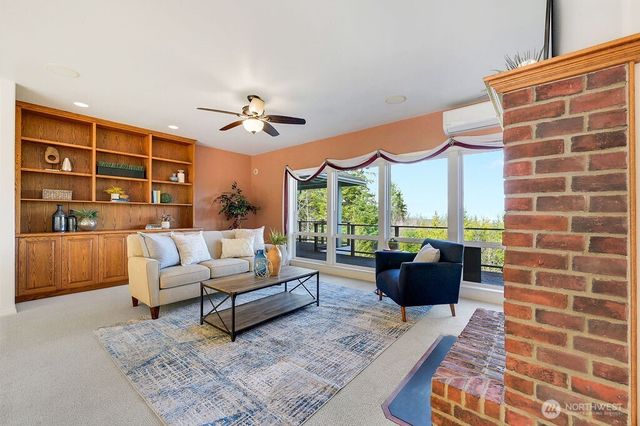 275404 Highway 101, Sequim, WA 98382