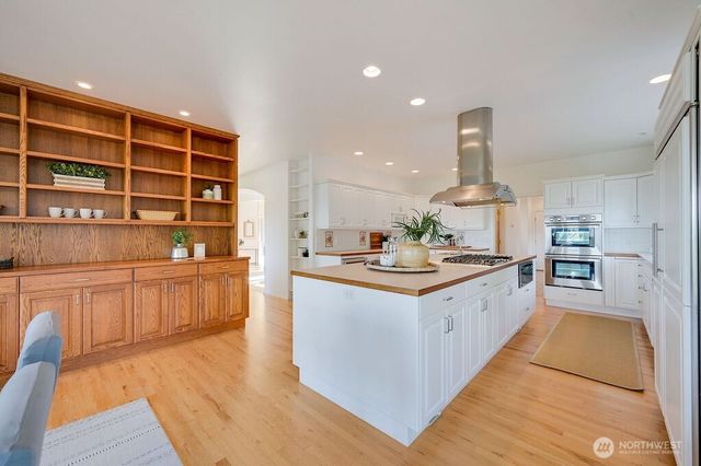 275404 Highway 101, Sequim, WA 98382