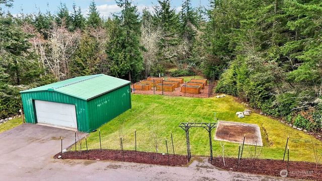 275404 Highway 101, Sequim, WA 98382