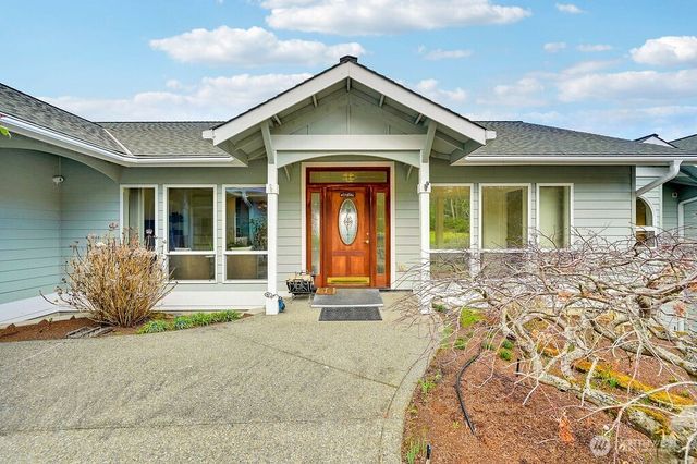 275404 Highway 101, Sequim, WA 98382