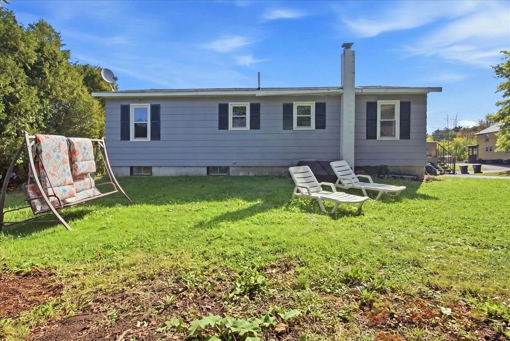 121 Rideout Avenue, Lewiston, ME 04240 — photo 4