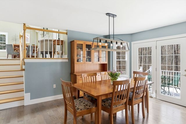 1 Selfridge Rd, Bedford, MA 01730