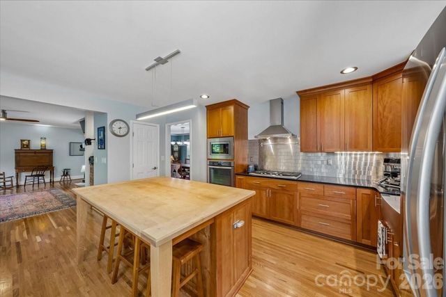 409 Whitestone Road, Charlotte, NC 28270