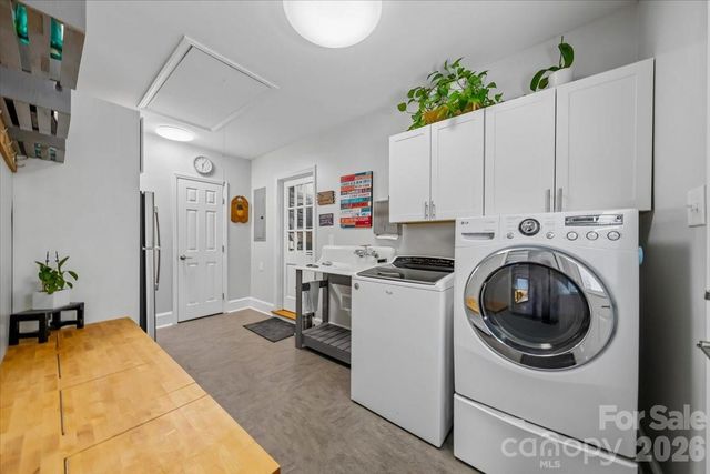 409 Whitestone Road, Charlotte, NC 28270