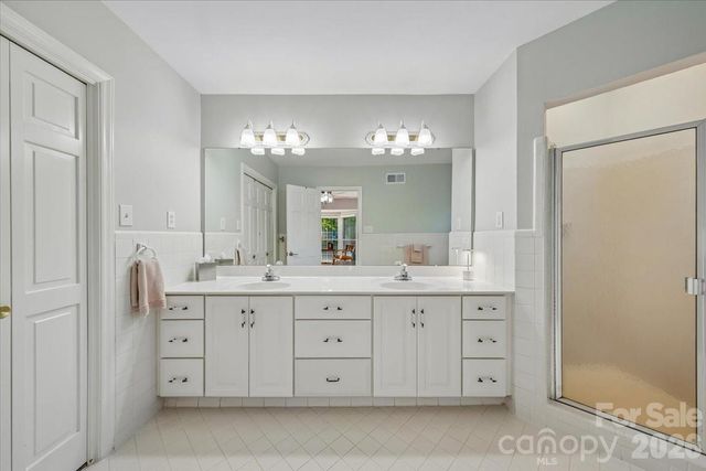 409 Whitestone Road, Charlotte, NC 28270