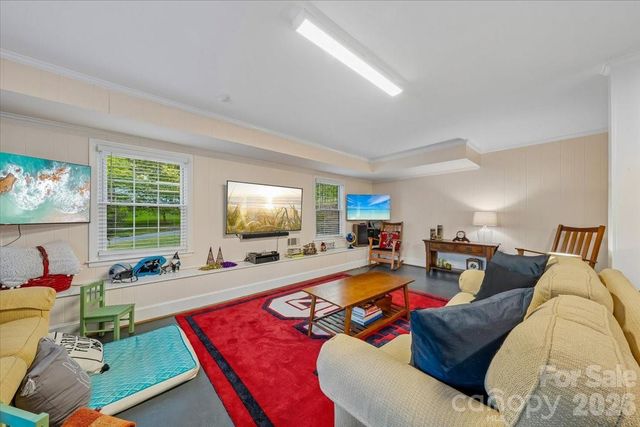 409 Whitestone Road, Charlotte, NC 28270