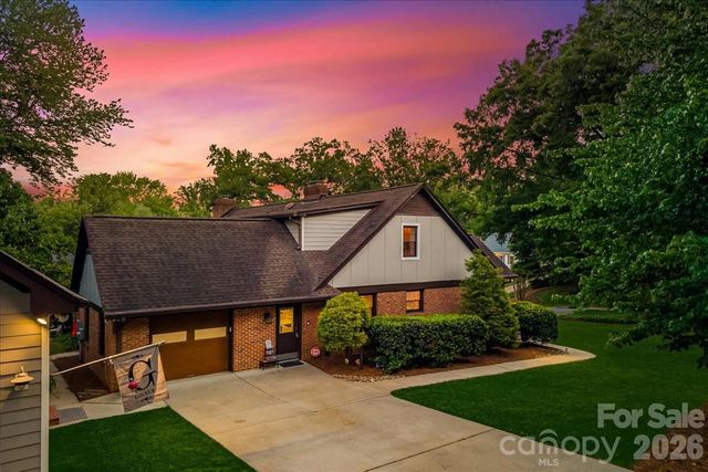 409 Whitestone Road, Charlotte, NC 28270