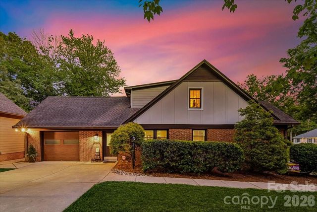 409 Whitestone Road, Charlotte, NC 28270
