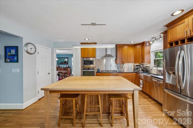 409 Whitestone Road, Charlotte, NC 28270