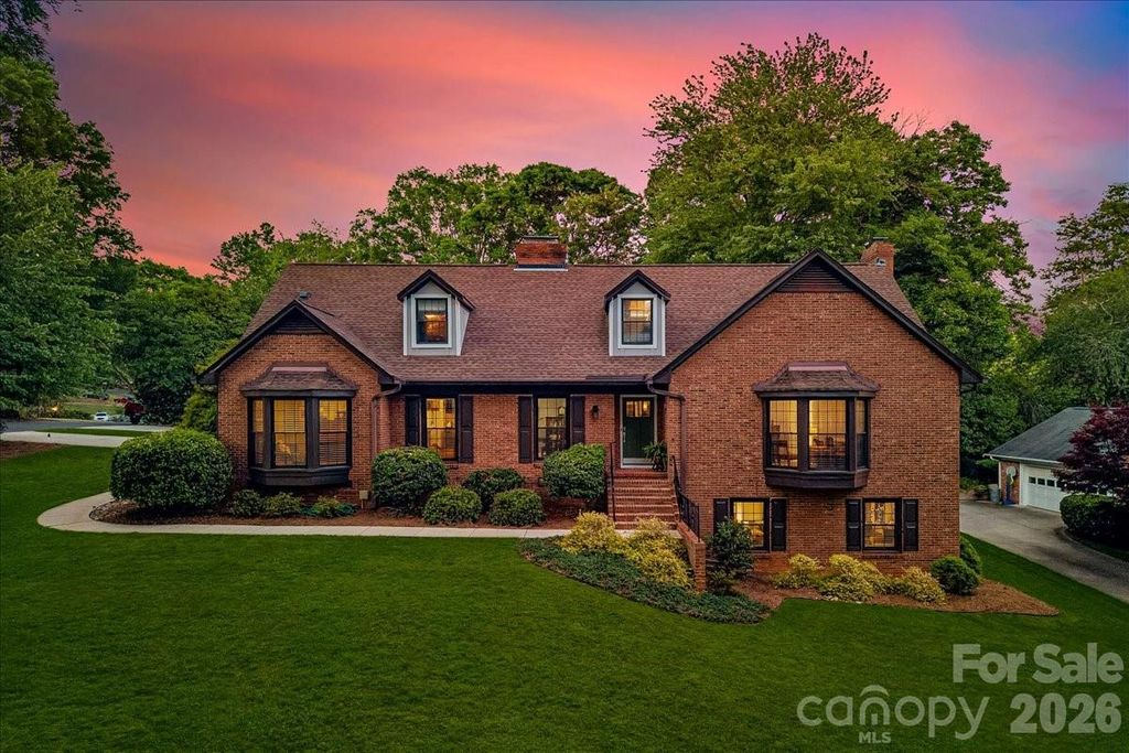 409 Whitestone Road, Charlotte, NC 28270