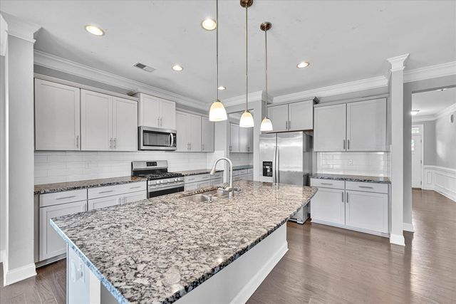 845 Deepwood Court, Boiling Springs, SC 29316