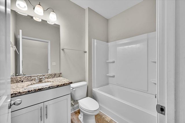 845 Deepwood Court, Boiling Springs, SC 29316