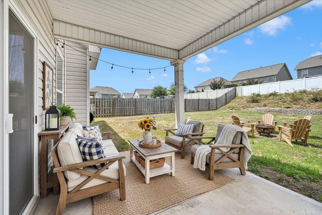 845 Deepwood Court, Boiling Springs, SC 29316