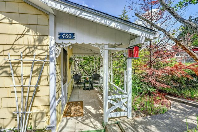 480 Harrison Street, Ashland, OR 97520