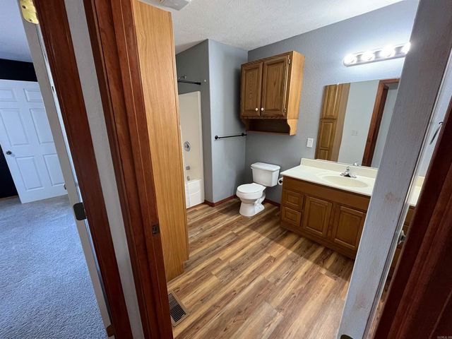 414 Regina Ave Avenue, Thayer, MO 65791