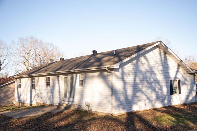 414 Regina Ave Avenue, Thayer, MO 65791