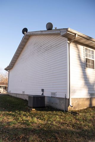 414 Regina Ave Avenue, Thayer, MO 65791