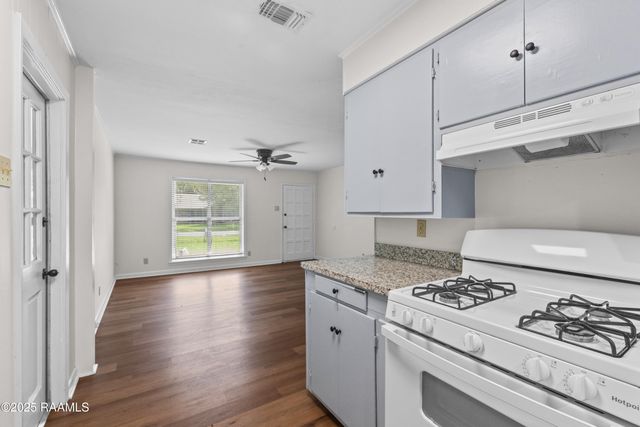 203 Fabiola Avenue, Lafayette, LA 70508